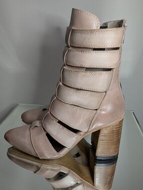 Freebird By Steven Jagger - Strappy Heel Boot in Blush Size 6.5